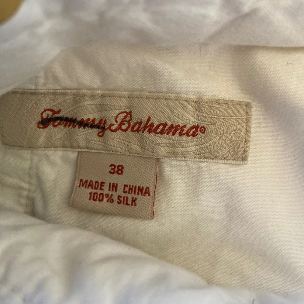 Tommy Bahama Silk Shorts‎ Pleated Front Khaki Beige Size 38